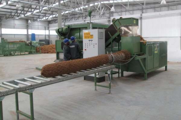 04 Coir fibre log machine type VFA